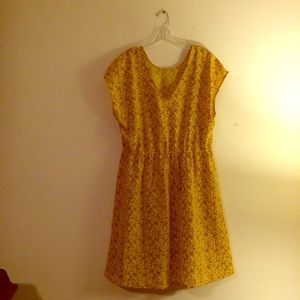 Think spring floral dress